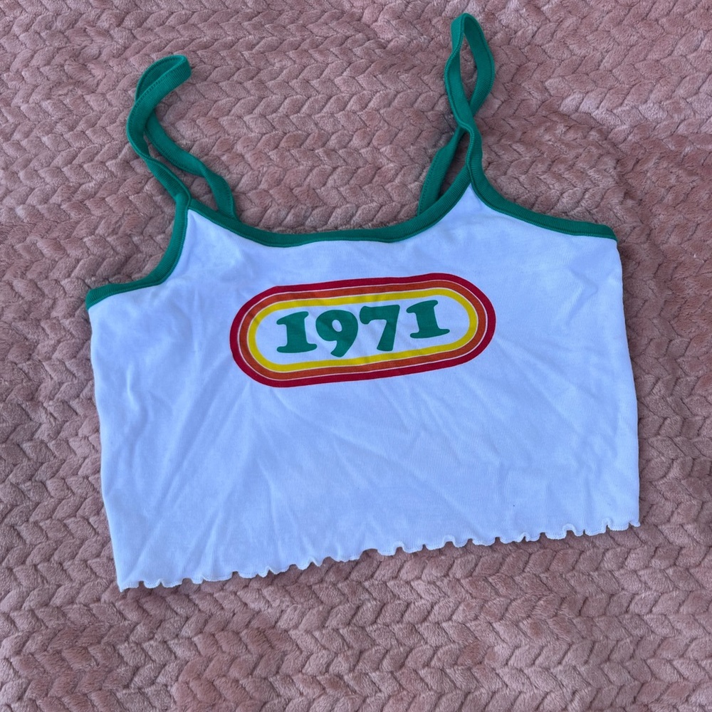 NWOT CROPPED TANK TOP FROM FOREVER 21